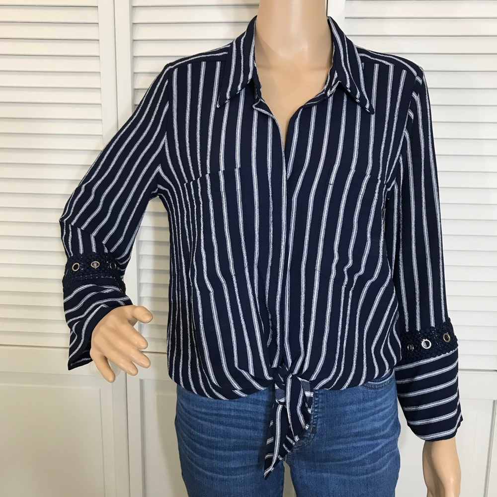 MISA Los Angeles White Striped Navy Blue Shirt Medium